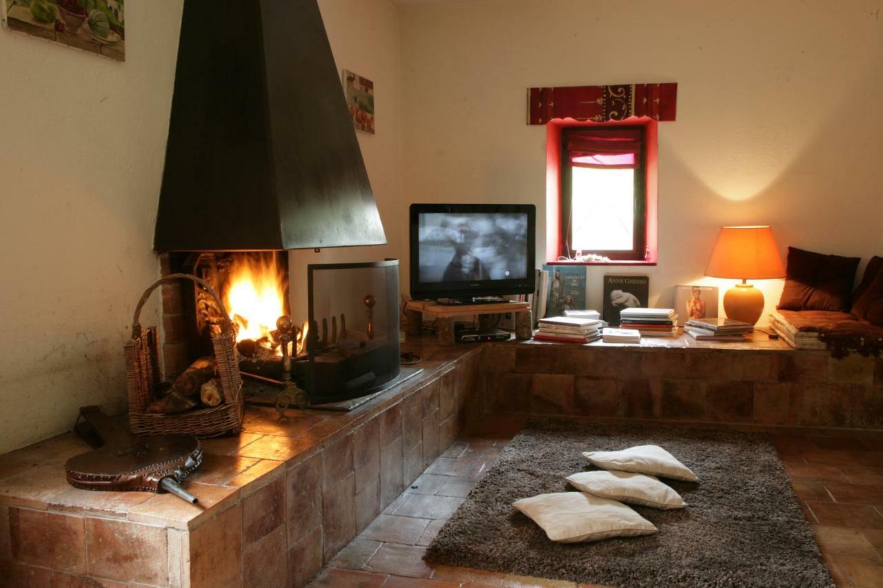 Le Refuge Des Pots Rouges Villa Cros  Bagian luar foto